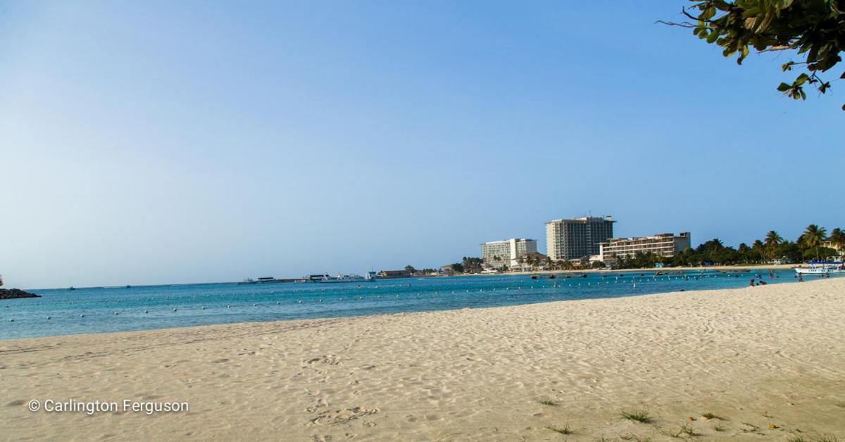 Turtle Beach Towers Ocho Ríos Exterior foto